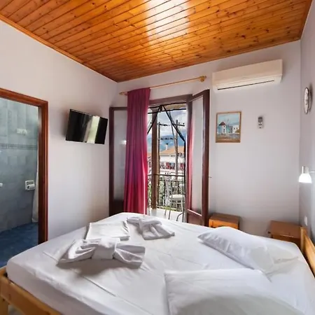 Nostos Otel 2*
