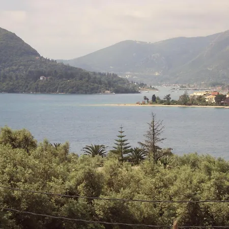Nostos Otel 2*