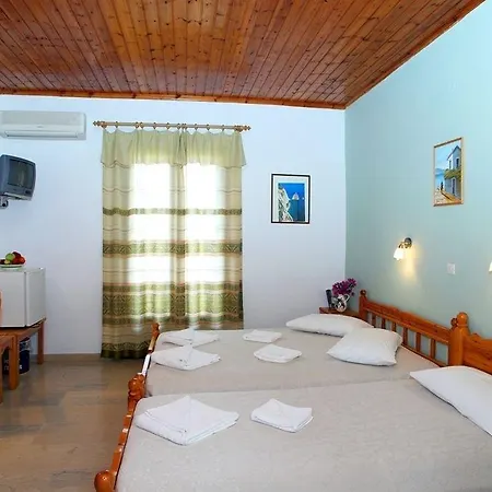 Отель Nostos 2*
