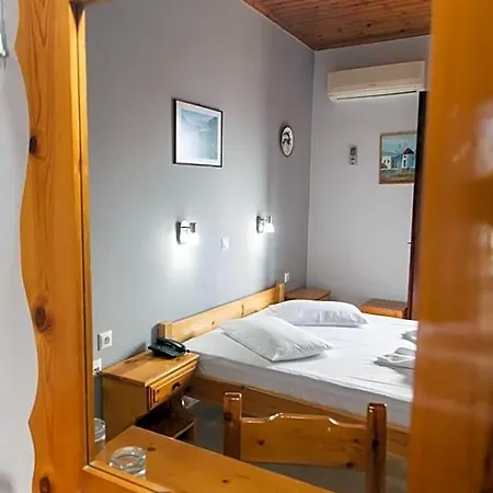 Nostos Отель 2*