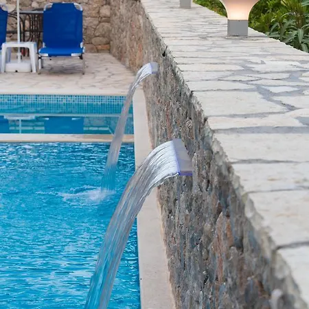 Otel Nostos