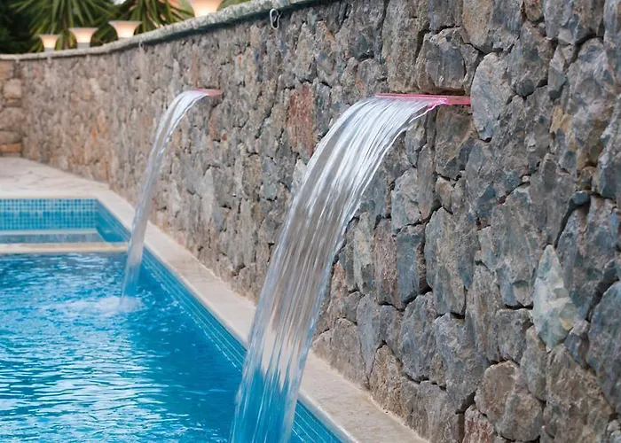Hotel Nostos 2*
