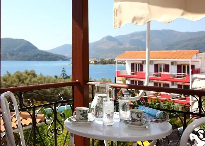Hotel Nostos 2*